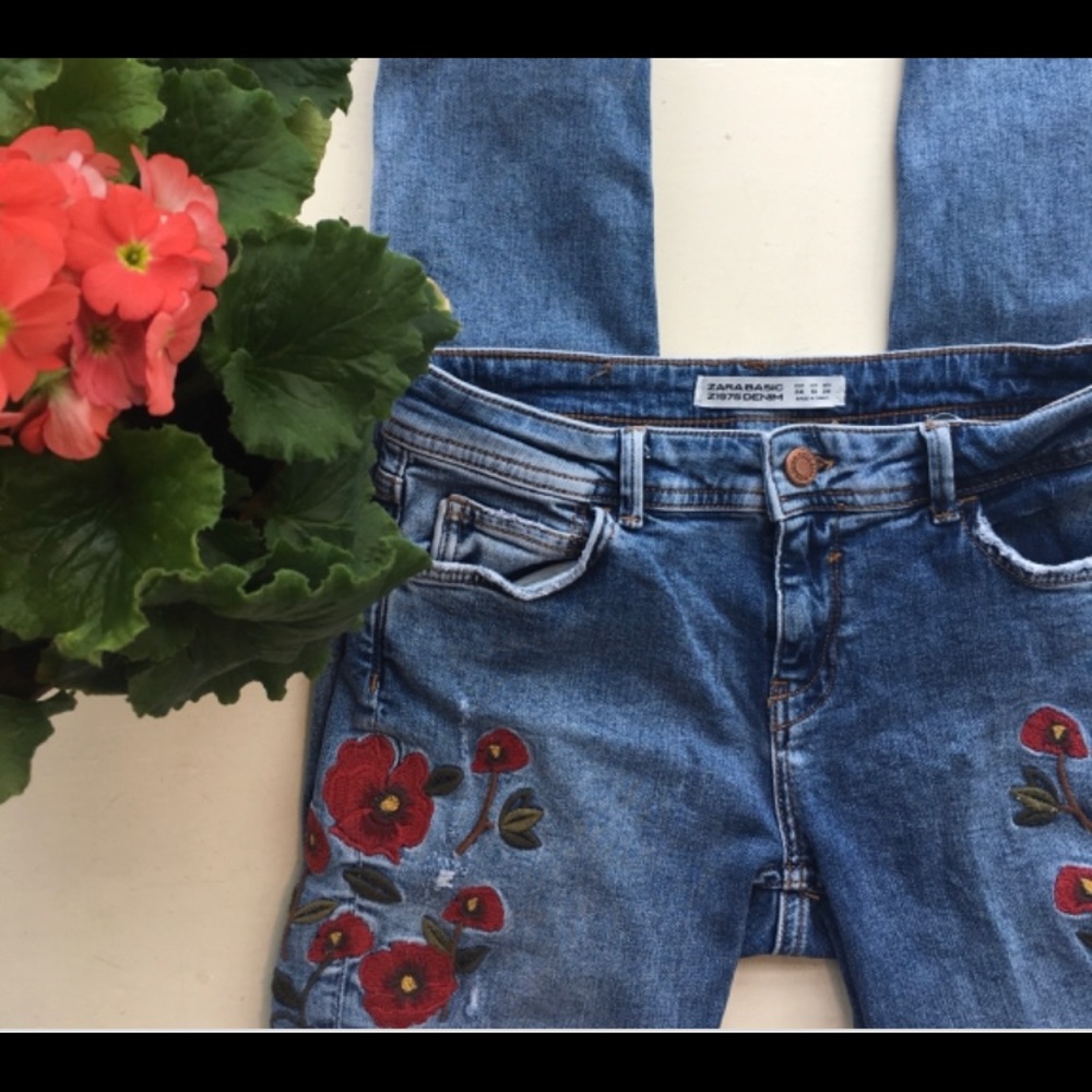 zara flower jeans